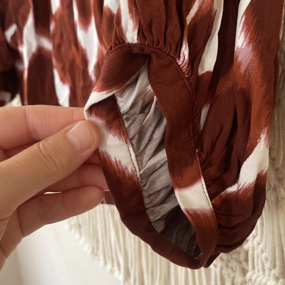 Cory Lynn Calter ikat boho clay color & white  3/4th sleeves boho top sz… - Picture 4 of 9